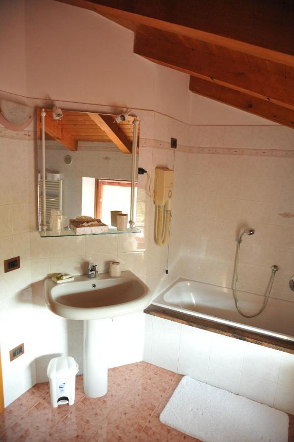 Residenza Mariella Apartment Arco Luaran gambar